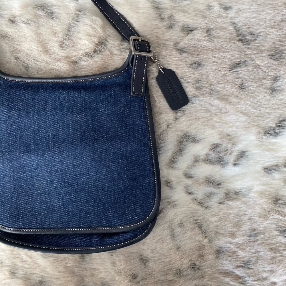 💕EUC Coach Denim Crossbody